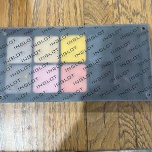 Inglot eyeshadow palette